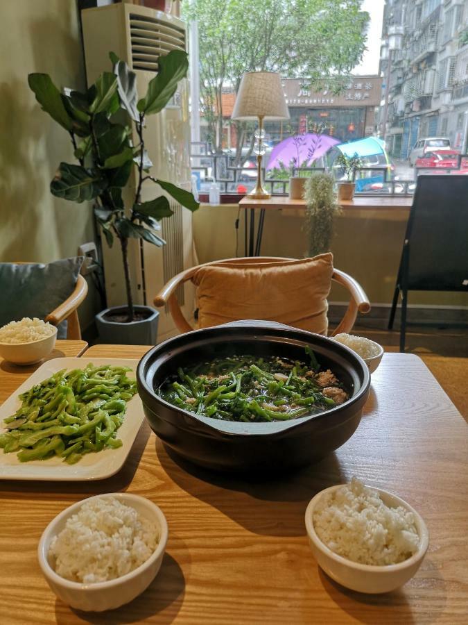 Magic Bamboo Hotell Yangshuo Eksteriør bilde
